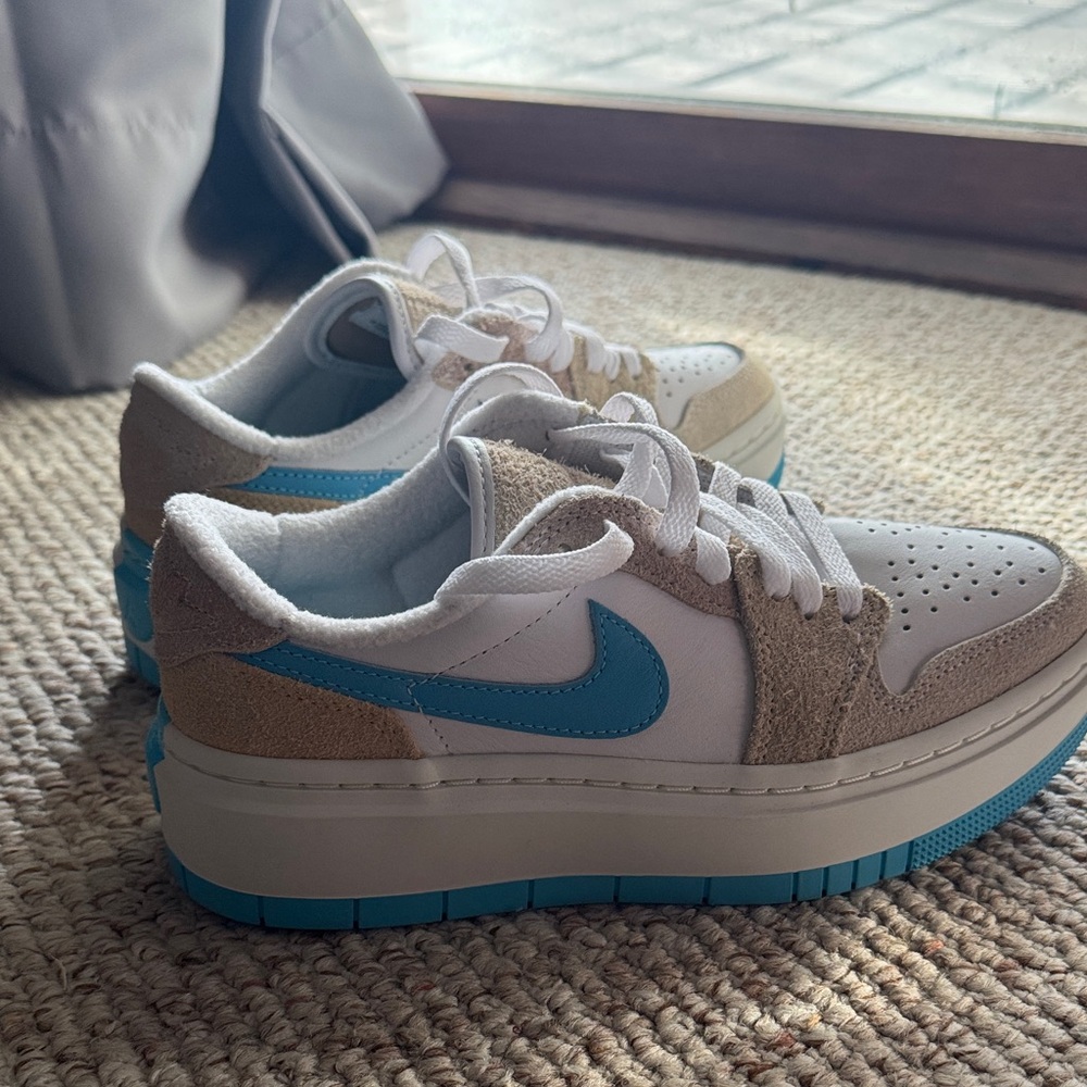 Brand new in the box! Nike Air- White and Teal Casual Sneakers with Tan Accents